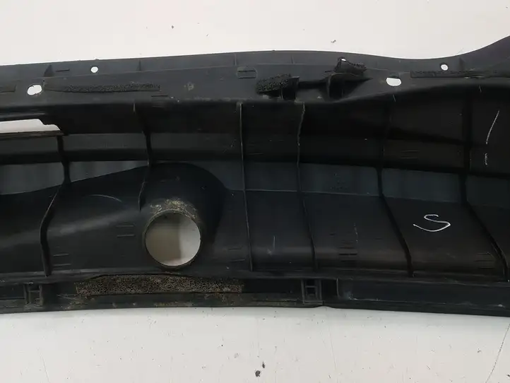 Toyota Corolla Verso AR10 (2004 - 2009) 557820F010 Жабо стеклоочистителей — фото 8