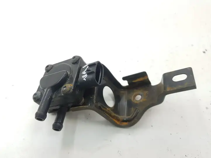 Toyota Corolla Verso AR10 (2004 - 2009) 8948064010 Датчик давления выхлопных газов — фото 1