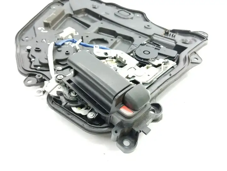 Mazda 5 (2005 - 2010) C2357597 Внутренняя ручка раздвижной двери — фото 2