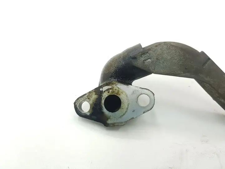 Toyota Corolla Verso AR10 (2004 - 2009) Трубки масляной системы — фото 5