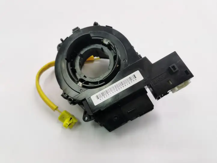 Mazda 5 (2005 - 2010) Z82T770901 Контактное кольцо SRS — фото 1