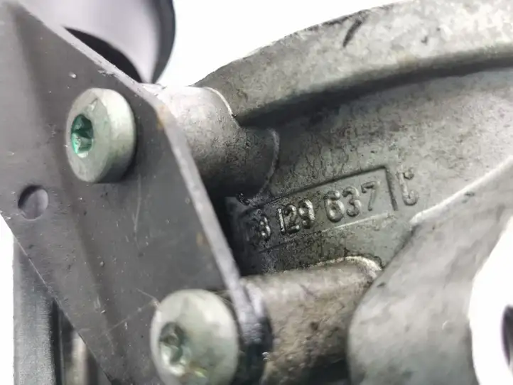 (2000 - ) 045131501D Клапан EGR — фото 7