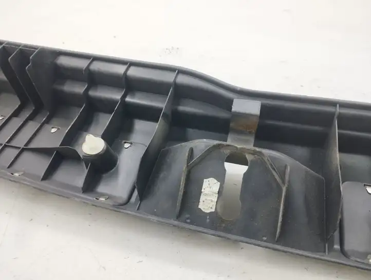 Toyota Avensis T250 (2003 - 2006) 5838705090 Отделка порога багажника — фото 7