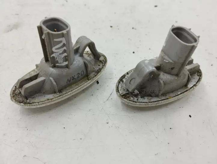 Mazda 5 (2005 - 2010) A048099 Поворотный фонарь крыла — фото 4
