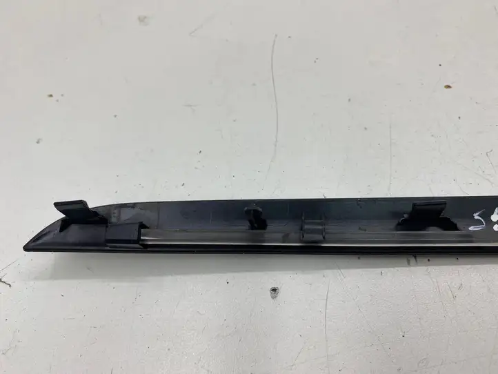 Opel Zafira C (2014 - 2016) 498166255 Прочая отделка задней двери — фото 5