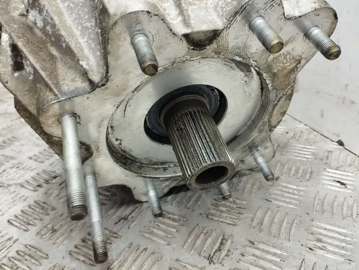 Maserati Quattroporte (2003 - 2008) Другая деталь коробки передач — фото 2