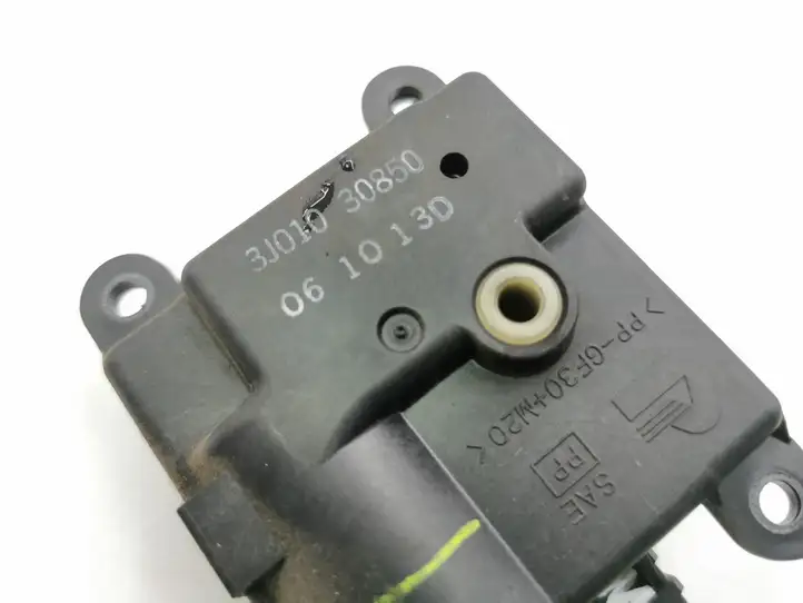 Nissan Murano Z50 (2002 - 2008) 3J01030850 Двигатель задвижки потока воздуха — фото 2