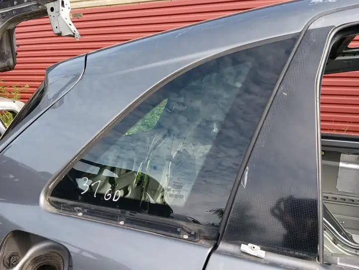 Mercedes-Benz B-class W245 (2005 - 2008) Заднее боковое стекло — фото 3