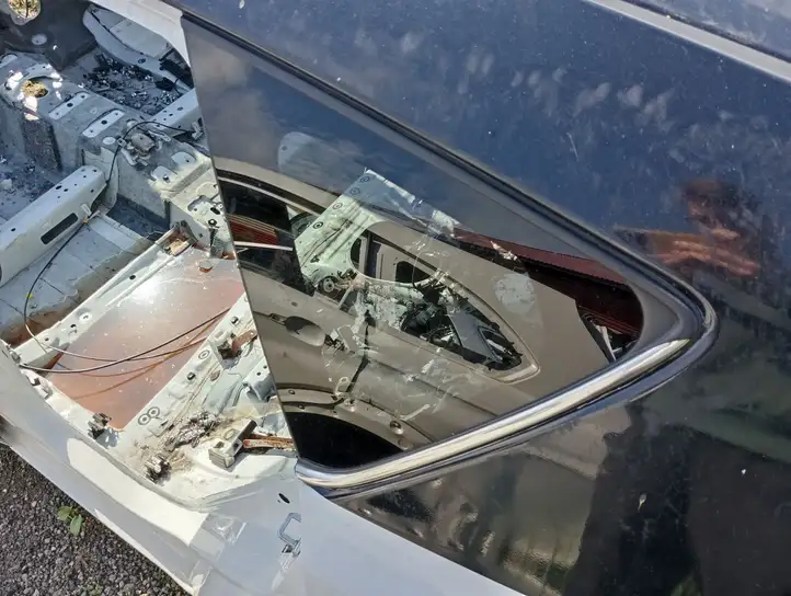 Toyota Auris E180 (2012 - 2018) Заднее боковое стекло — фото 3