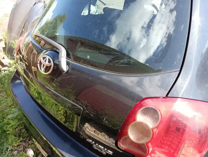 Toyota Auris 150 (2006 - 2012) Крышка багажника — фото 4