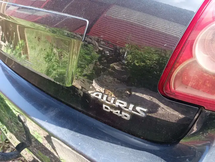 Toyota Auris 150 (2006 - 2012) Крышка багажника — фото 5