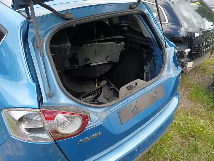 Ford Kuga I (2008 - 2012) Крышка багажника — фото 6