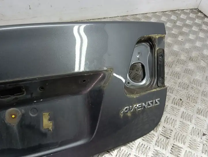 Toyota Avensis T270 (2009 - 2012) Крышка багажника — фото 4