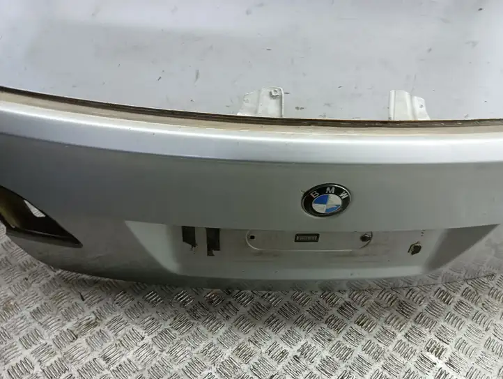 BMW 5 E60 E61 (2004 - 2010) Крышка багажника — фото 8
