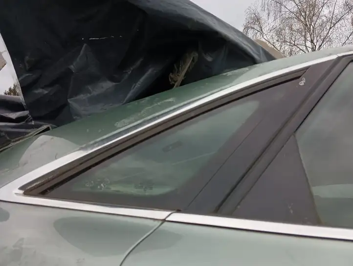 Audi A8 S8 D3 4E (2002 - 2005) Заднее боковое стекло — фото 2