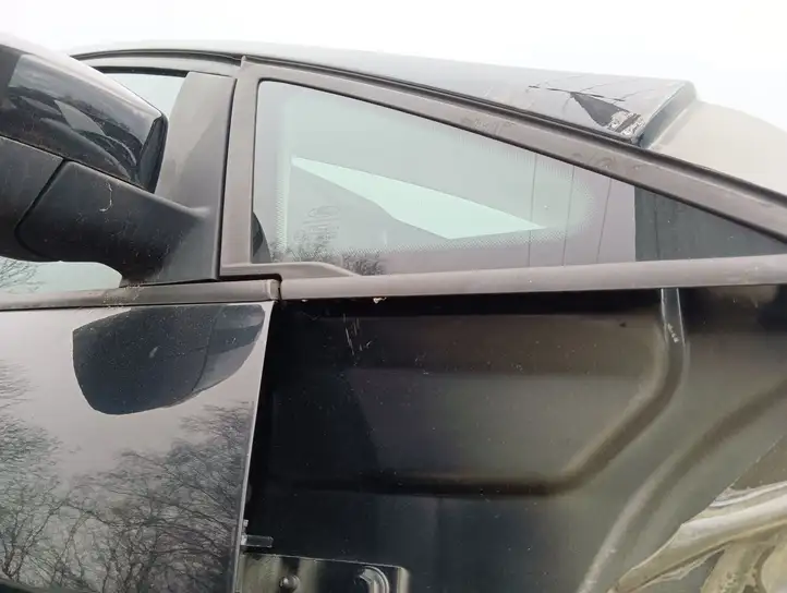 Ford C-MAX II (2010 - 2015) Треугольное стекло кузова — фото 4