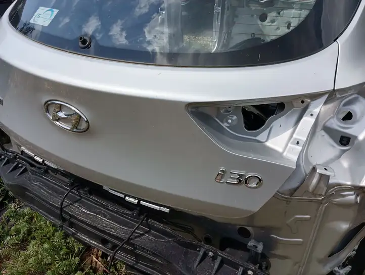 Hyundai i30 (2012 - 2015) Крышка багажника — фото 4