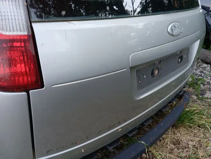 Ford Focus C-MAX (2003 - 2010) Крышка багажника — фото 2