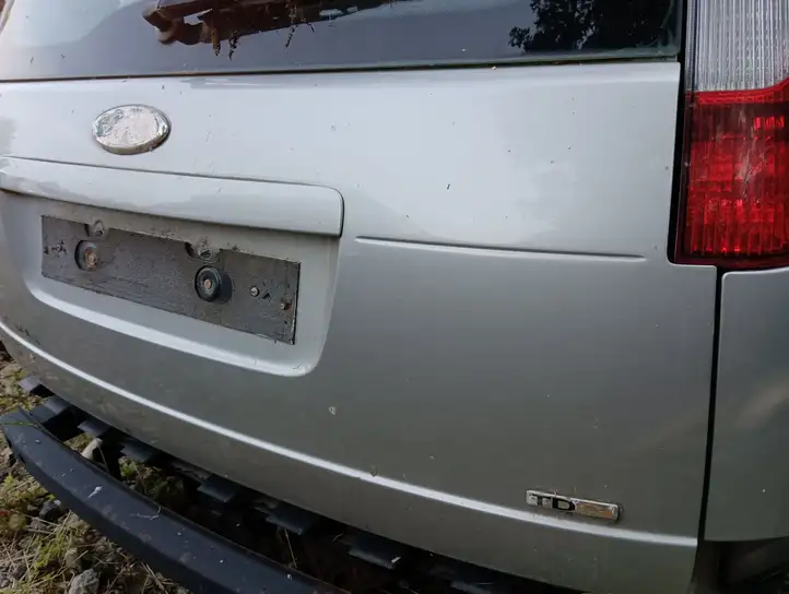 Ford Focus C-MAX (2003 - 2010) Крышка багажника — фото 3