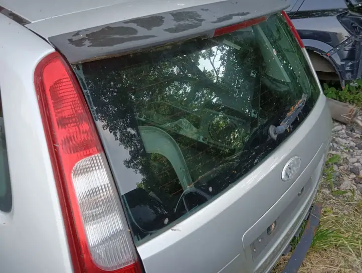 Ford Focus C-MAX (2003 - 2010) Крышка багажника — фото 5