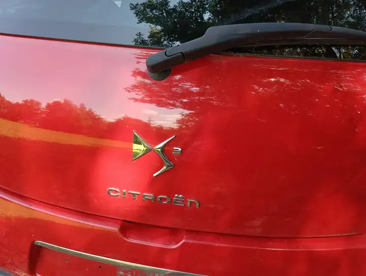 Citroen DS3 (2010 - 2016) Крышка багажника — фото 2