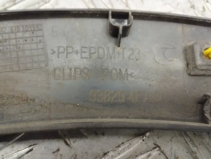 Nissan Qashqai (2013 - 2017) 938294EA0A Молдинг заднего крыла — фото 2