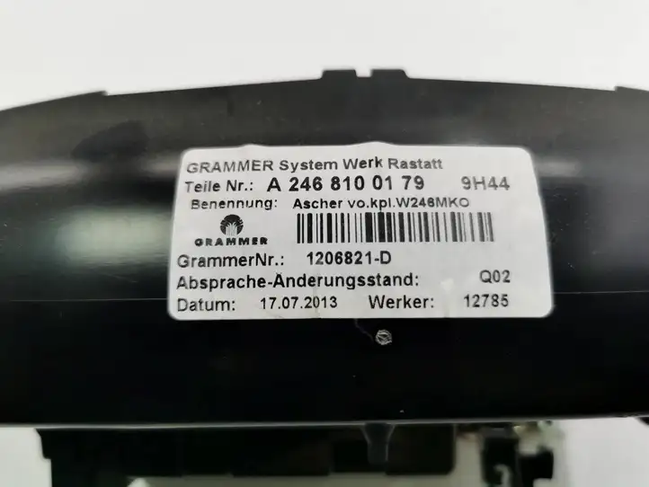 Mercedes-Benz B-class W246 (2011 - 2014) A2468100179 Розетка 12V (передняя) — фото 2