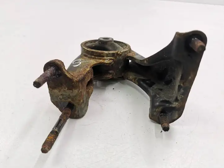 Toyota Corolla Verso AR10 (2004 - 2009) Опора двигателя — фото 3