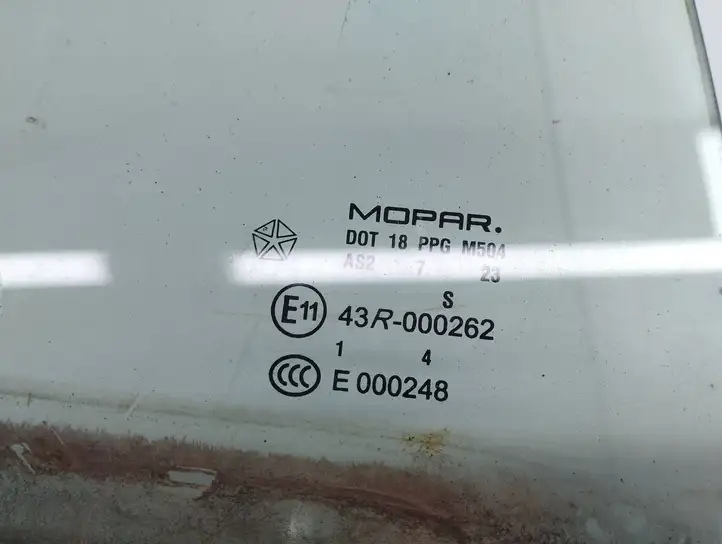 Chrysler 300 - 300C (2005 - 2011) 43R000262 Стекло задней двери — фото 2