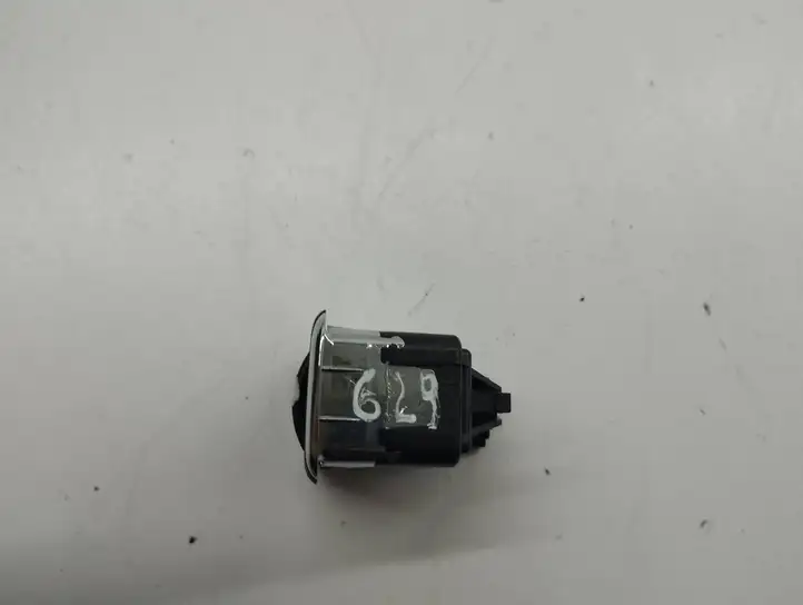 Mercedes-Benz C W204 (2007 - 2014) A2048700451 Блок кнопок стеклоподъемников — фото 5