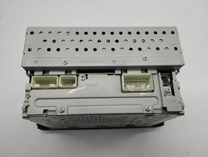 Toyota Prius (XW20) (2003 - 2009) 8612047120 Магнитола / мультимедийная система — фото 5