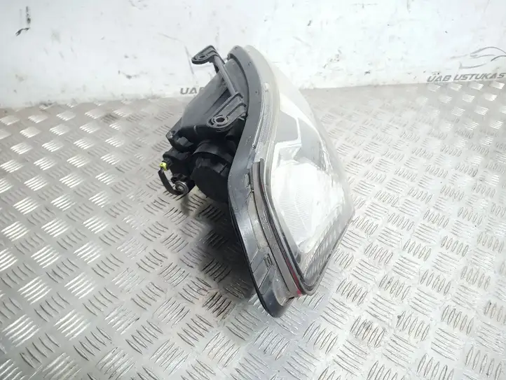Kia Soul (2008 - 2011) 921022KXXX Передняя фара — фото 2