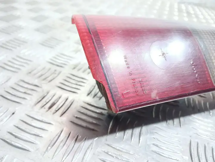 (1997 - 2000) Задний фонарь в кузове — фото 2