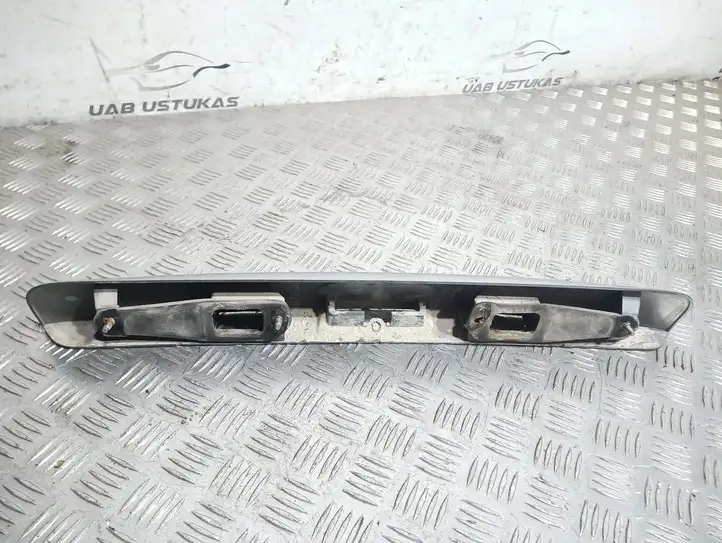 Ford Mondeo Mk III (2000 - 2007) 1S71N43400 Подсветка номера — фото 2