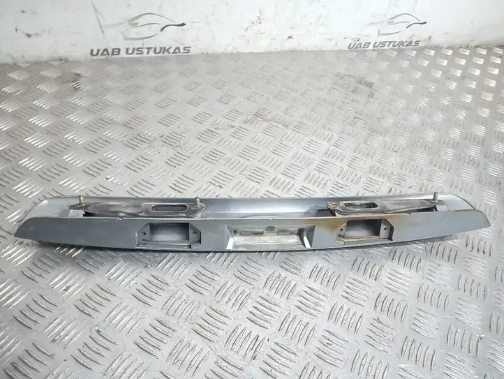 Ford Mondeo Mk III (2000 - 2007) 1S71N43400 Подсветка номера — фото 3