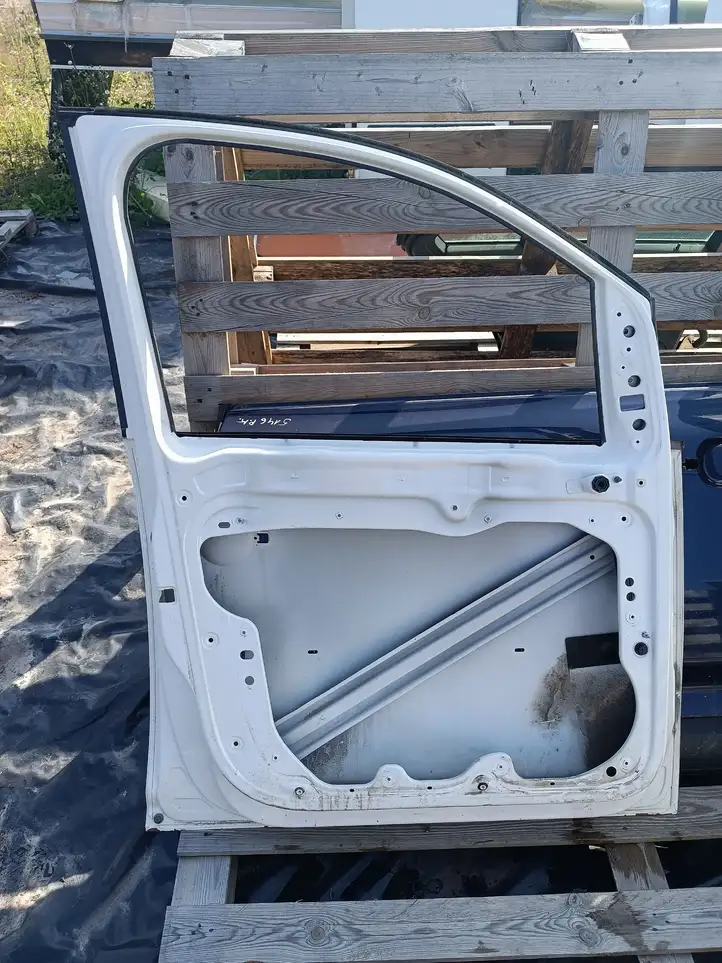 Volkswagen Caddy (2010 - 2015) NOCODE Дверь — фото 4