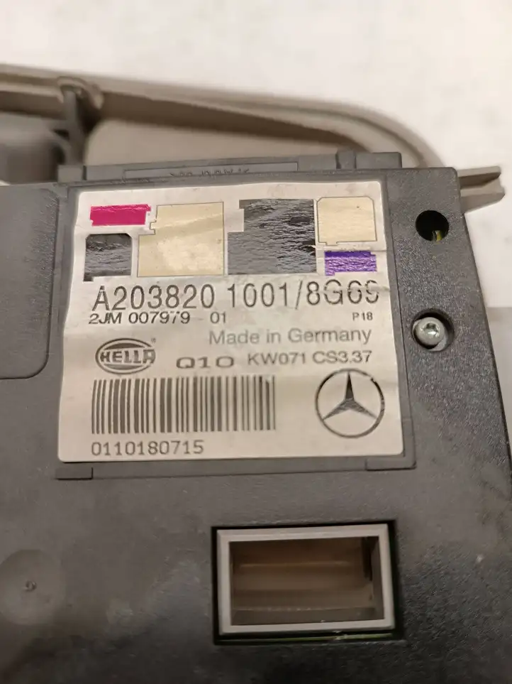 Mercedes-Benz C W203 (2000 - 2007) A2038201001 Передняя подсветка — фото 4