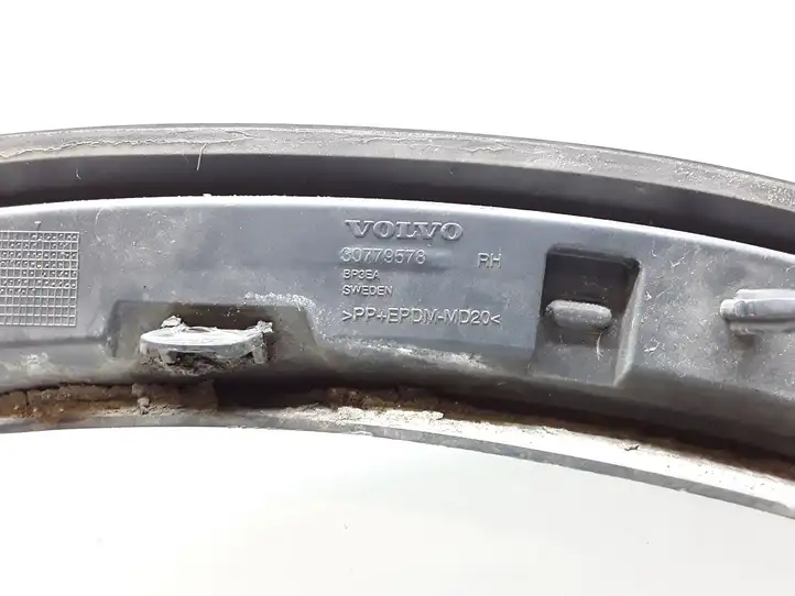 Volvo XC90 (2006 - 2014) 30779578 Накладка колесной арки — фото 3