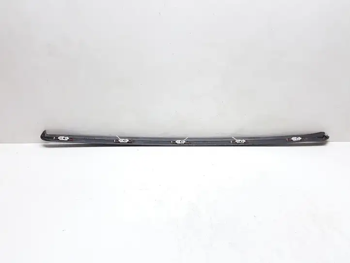 Volvo XC60 (2008 - 2013) Накладка стоек лобового стекла — фото 2