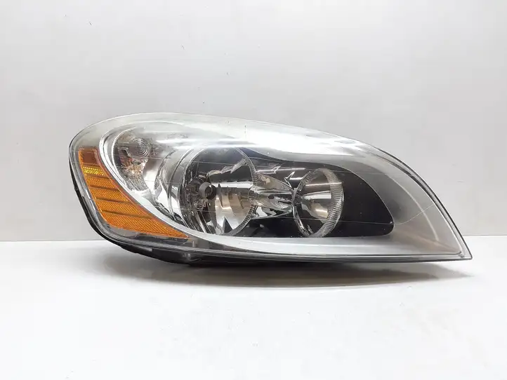 Volvo XC60 (2008 - 2013) 30763146 Передняя фара — фото 1