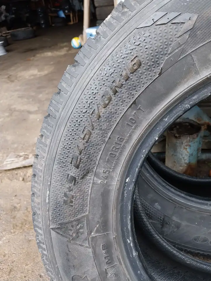 Kia Sorento (2002 - 2006) 2457016 Зимняя шина шипованная R16 — фото 4