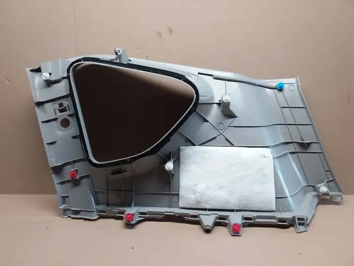 Toyota RAV 4 (XA40) (2012 - 2018) 6248042131 Верхняя обшивка стойки D — фото 6