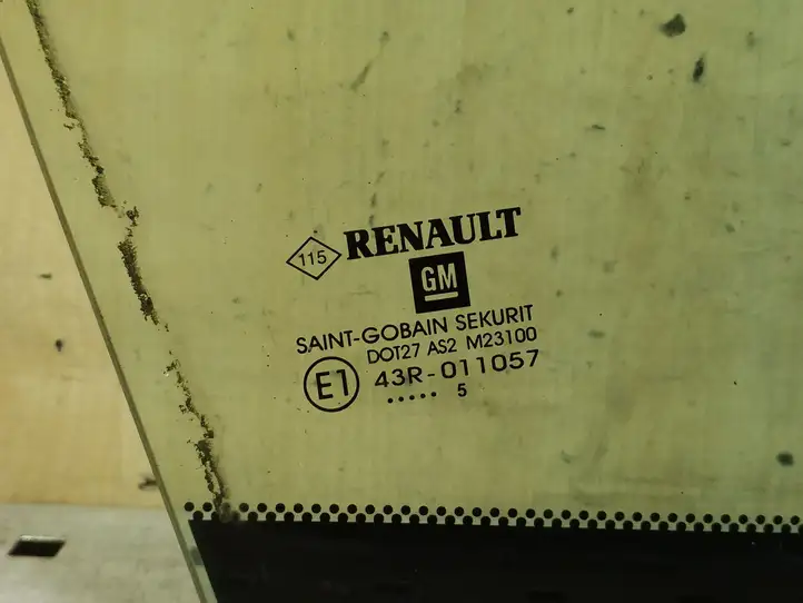Renault Trafic III (X82) (2014 - ) Форточка двери — фото 2