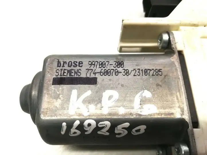 Audi A6 S6 C6 4F (2004 - 2008) 4F0959801F Механический стеклоподъемник задней двери — фото 4