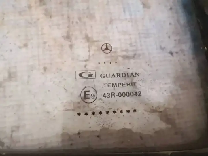 Mercedes-Benz Sprinter W901 W902 W903 W904 (1995 - 2007) Форточка двери — фото 3