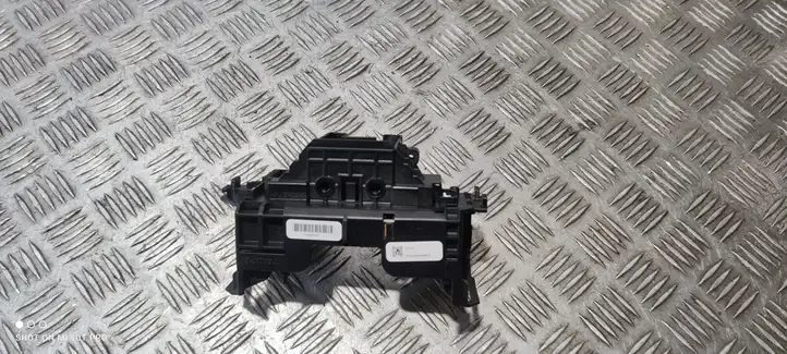 Volvo XC60 (2008 - 2013) 31327903 Датчик угла поворота руля — фото 3