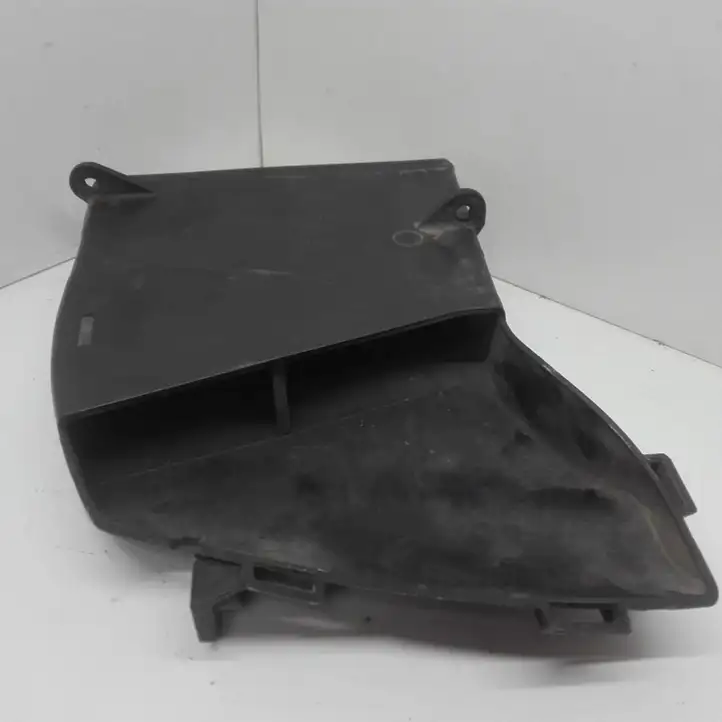 Audi A8 S8 D3 4E (2005 - 2007) 4E0129617S Детали воздухозаборника — фото 2