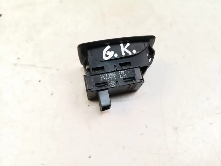 BMW 5 E60 E61 (2004 - 2010) 9113773 Кнопка стеклоподъемников — фото 3