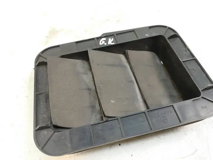 Toyota Corolla Verso AR10 (2004 - 2009) 629400F010 Вентиляционная решетка кузова — фото 4