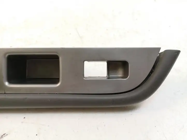 Nissan X-Trail T30 (2001 - 2007) 80940EQ300 Накладка кнопки стеклоподъемника — фото 9